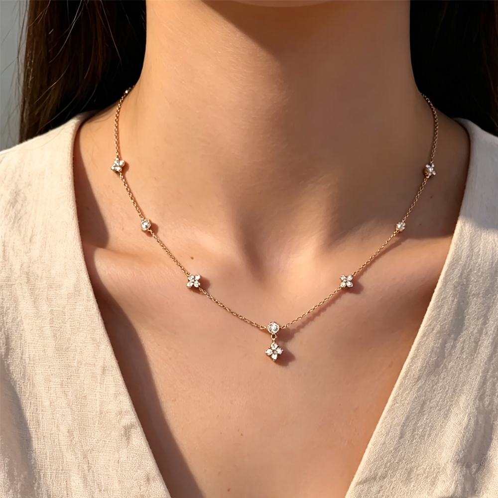 Women's Lucky Four-Leaf Clover Necklace, Minimalist Style